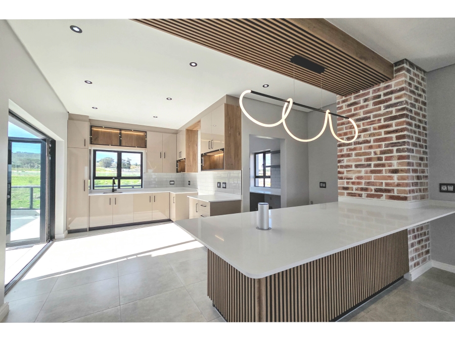 4 Bedroom Property for Sale in Haasendal Western Cape